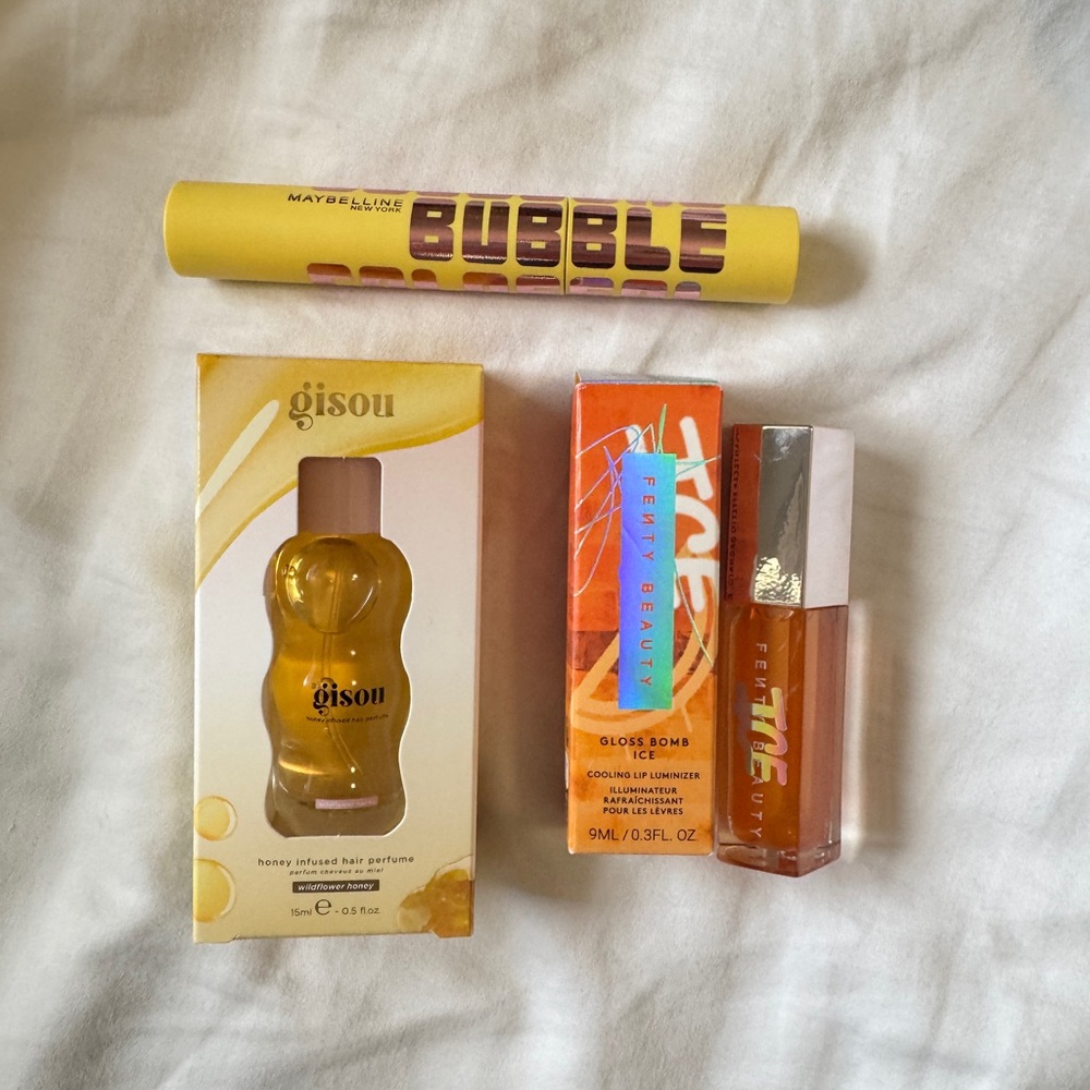 Maybelline Bubble Pop Yellow Mascara